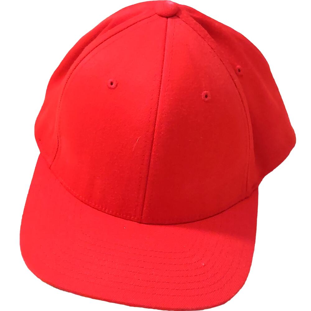 Lids Hat Flexfit Size L/XL Plain Red Baseball Cap